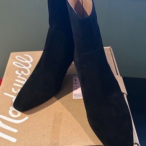 Madewell The Dimes kitten heel ankle boots in black suede, size 7.5, 🎁BRAND NEW🎄